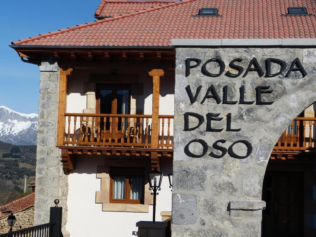 Posada Valle Del Oso Lerones Exterior photo